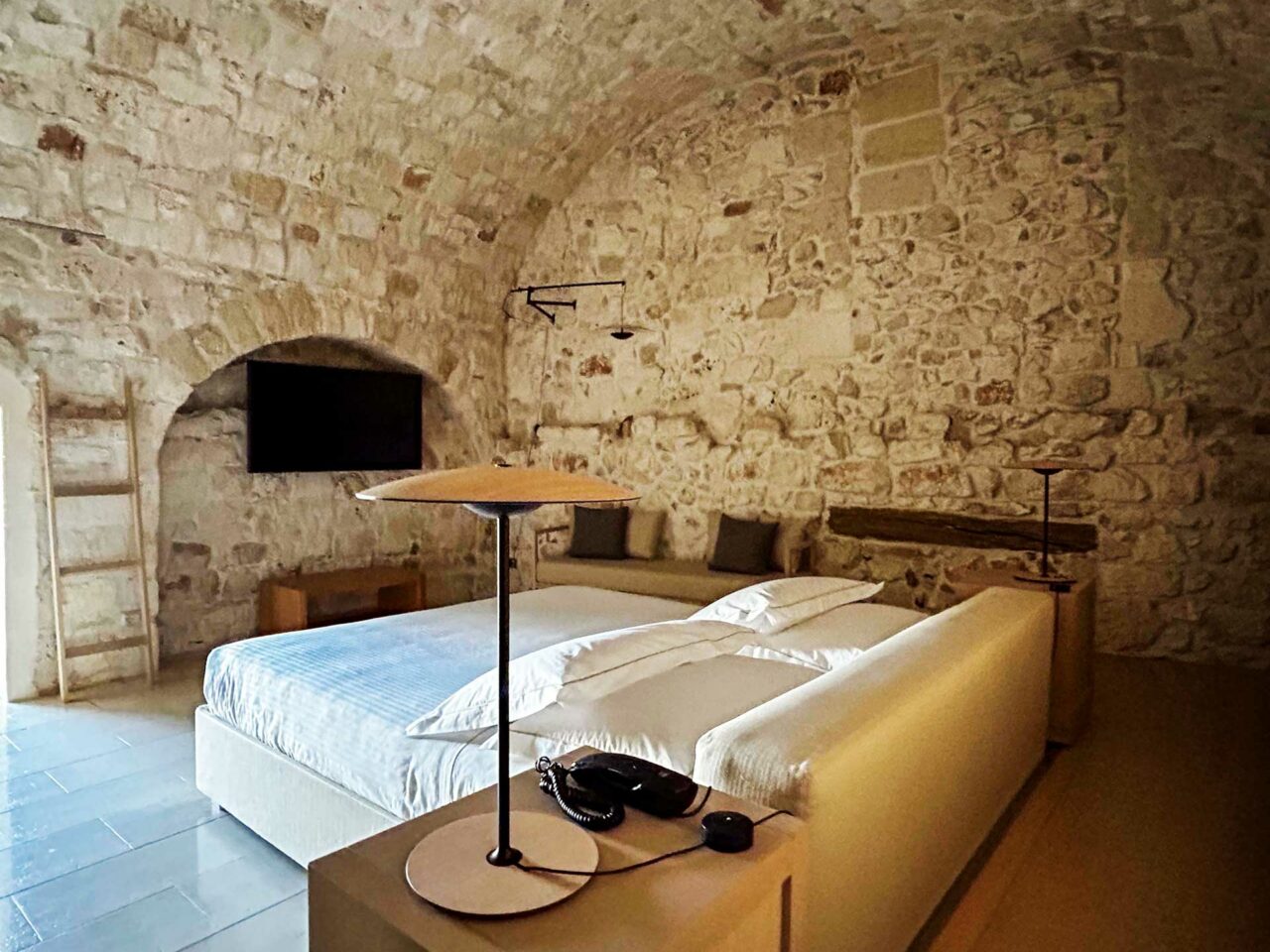 Master Suite Le Volte Letto Relais Ostuni